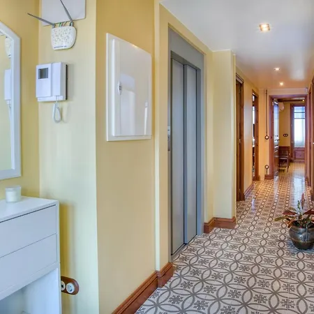 Duplex Modernista - Centro Residencial 125m2 * Girona